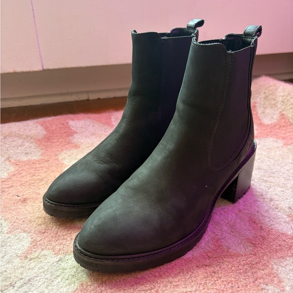 Thursday Boots Heeled Leather Chelsea Boot